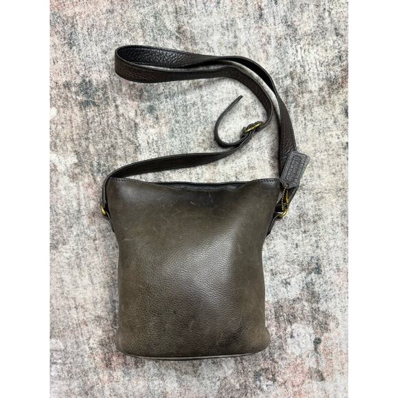VTG COACH BROWN Green SONOMA SOFT BUCKET NATURAL GRAIN SHOULDER BAG Saddle 90’s - Picture 1 of 11